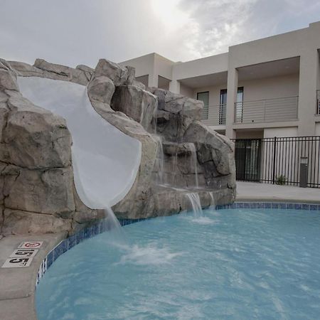 סנט ג'ורג' Lofts 13 4-Bedroom Modern Loft Steps From The Pool מראה חיצוני תמונה